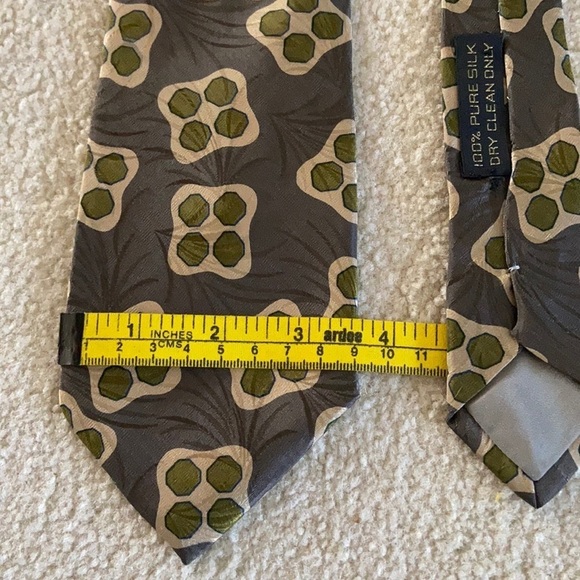 Giorgio Armani 100% pure silk tie Made in Italy 9 cm - Picture 2 of 3